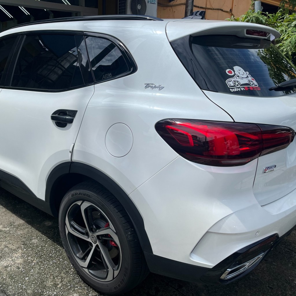 MG HS 2022-前擋星耀IRS30+車身星耀IRS15+天窗星耀IRS15